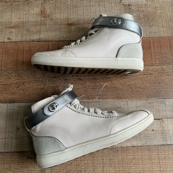 COACH C213 High Top Leather Sneakers Beige Silver 7.5 - Picture 1 of 9